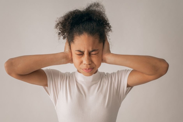 Apaisement cerveau: Solutions efficaces acouphènes