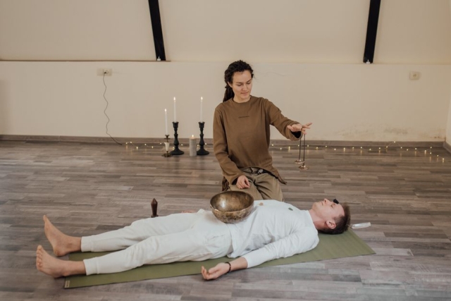 Neuroplasticité et acouphènes : comment reprogrammer votre audition